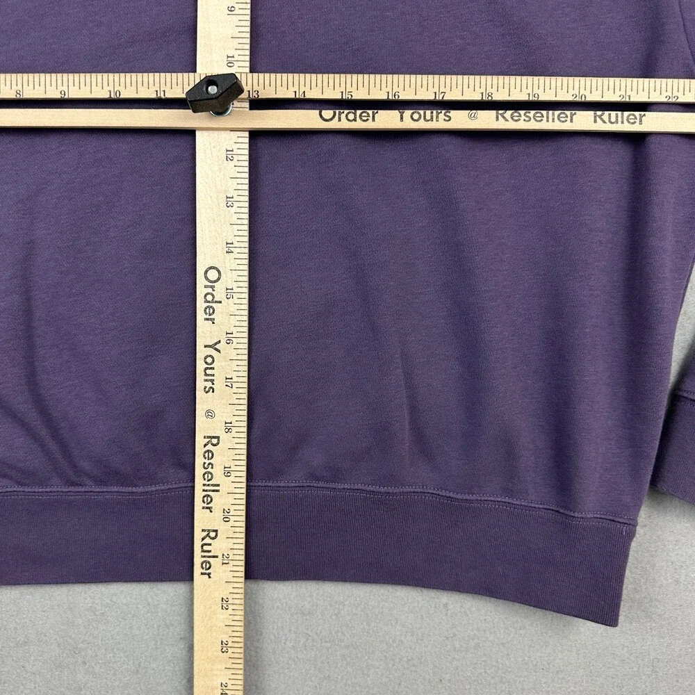 Nike sweatshirt size